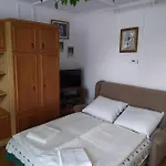 Apartment Toth *